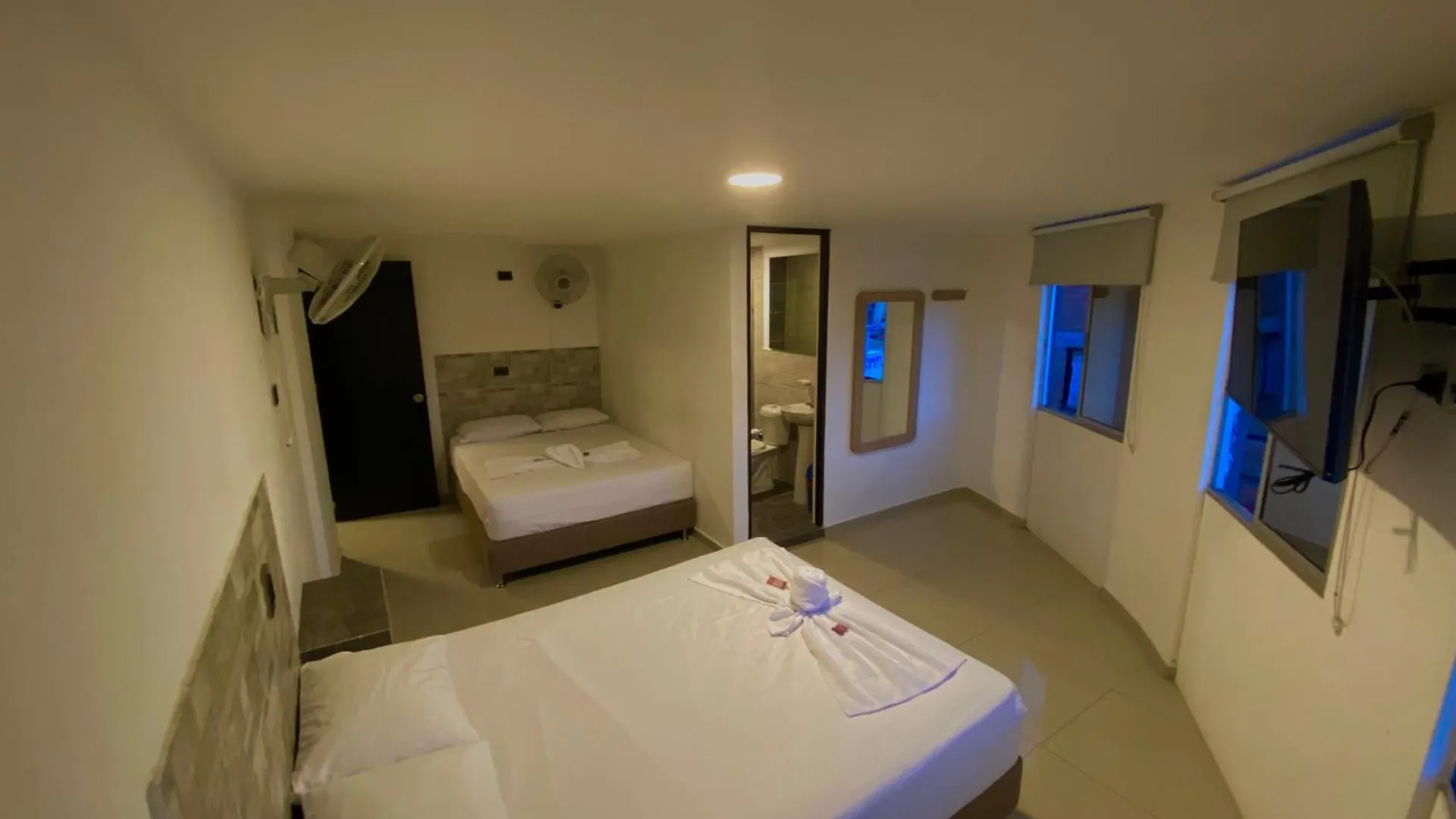 Hotel Buenos Aires Central Medellín 3*,  Colombia