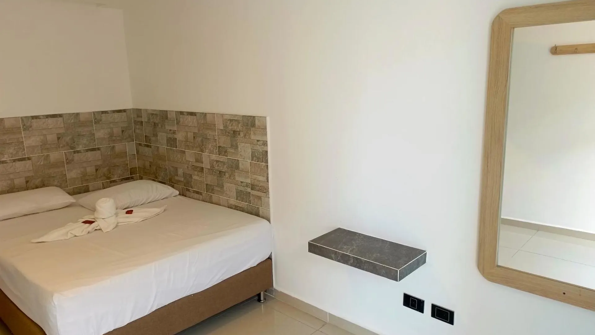 Hotel Buenos Aires Central Medellín 3*,  Colombia